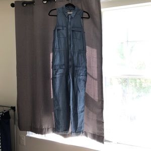 Abercrombie and Fitch jumpsuit size large petite